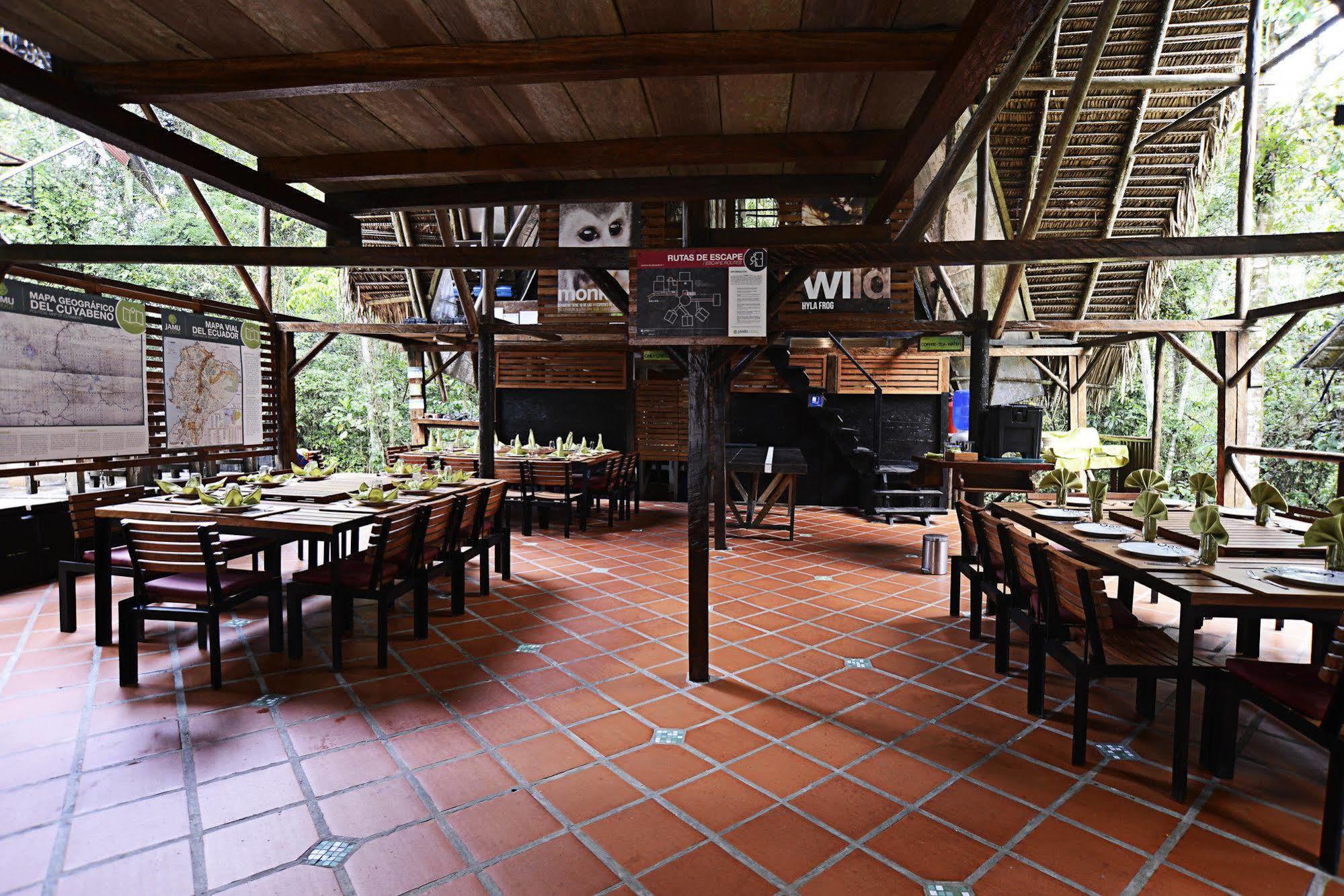 Jamu LodgePuerto Montufar エクステリア 写真